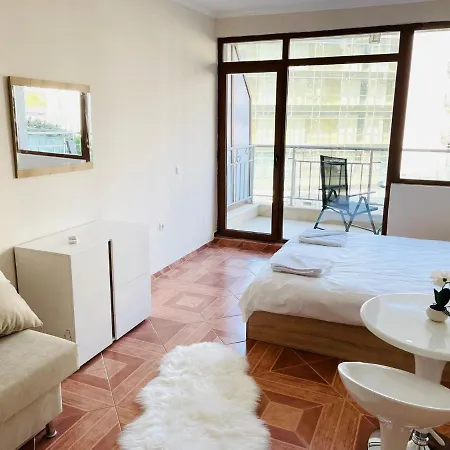 Appartement In Sun Waves Burgas Stad