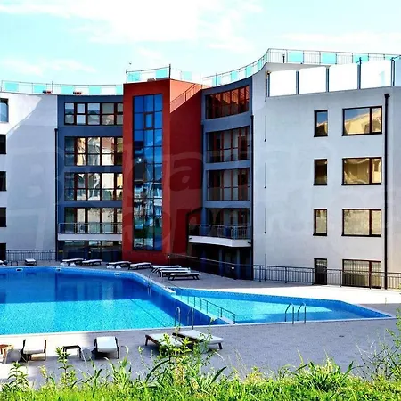 In Sun Waves * بورغاس