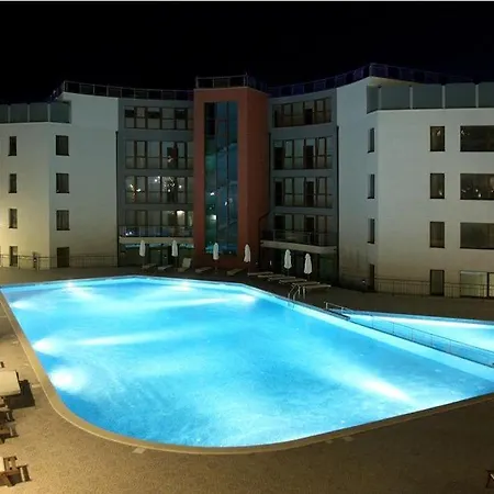 Apartment In Sun Waves