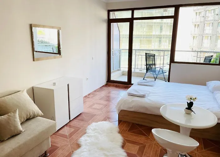 Apartment In Sun Waves Burgas